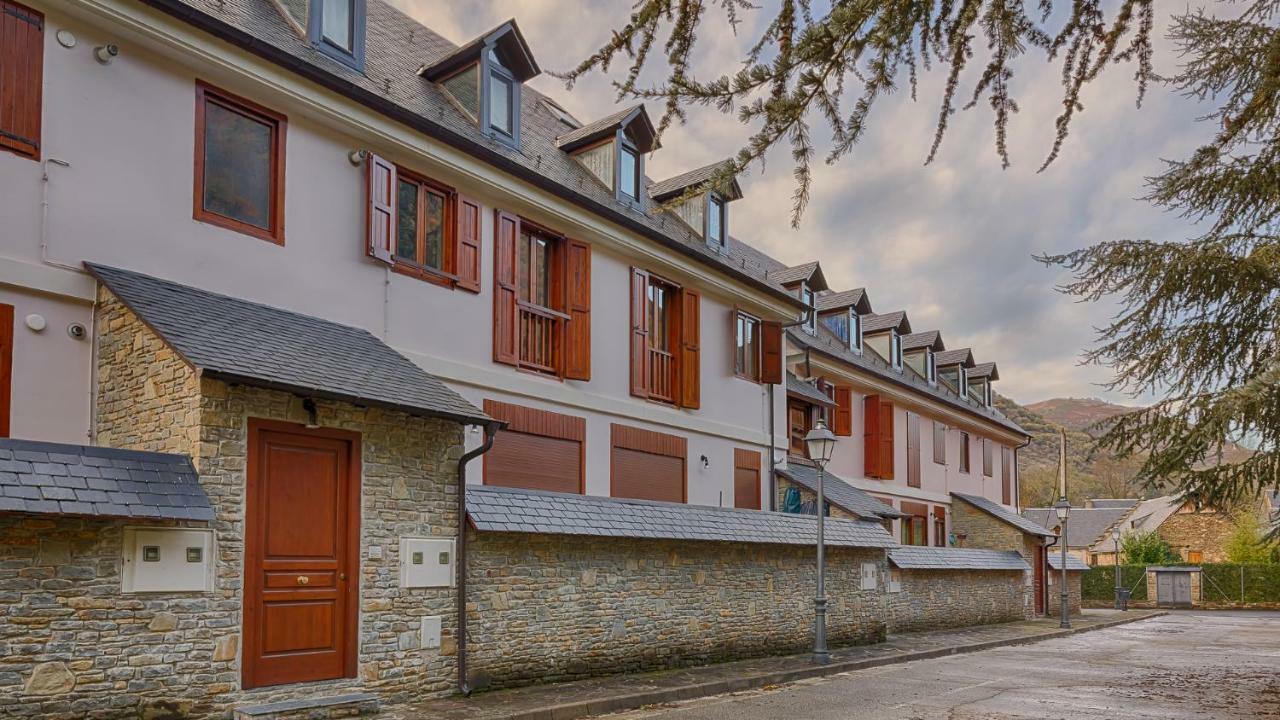 Saplan Real Estate Montlude Les Exterior foto